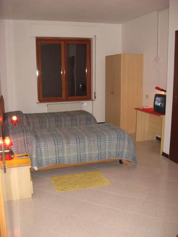 Albergo Ristorante Rosade Tavagnacco Exteriör bild