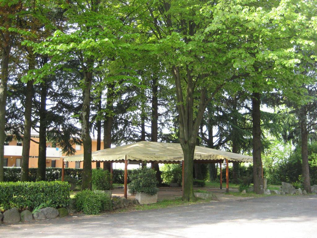 Albergo Ristorante Rosade Tavagnacco Exteriör bild